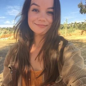 Meet your Posher, Jillian